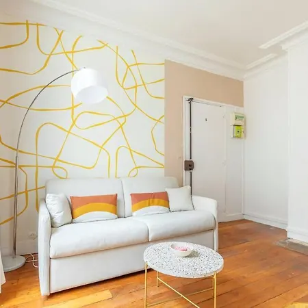 Joli 2 Pieces Dans Un Agreable Quartier De Apartment