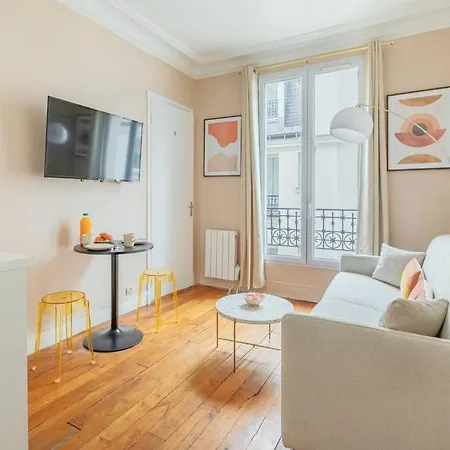 Apartment Joli 2 Pieces Dans Un Agreable Quartier De
